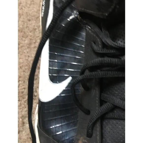 Nike Men’s High Top Football Cleats Size 13.5