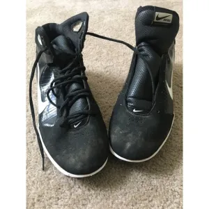 Nike Men’s High Top Football Cleats Size 13.5