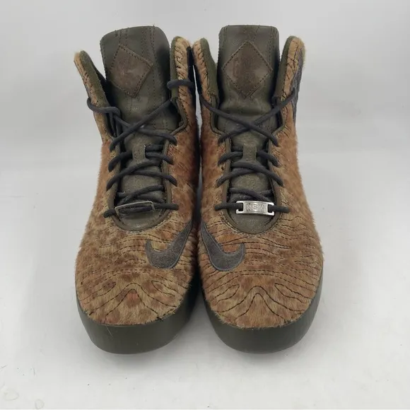 Nike Men’s LeBron 11 Leopard New Lifestyle 616766-301 Hi Top Sneaker - Size 10.5