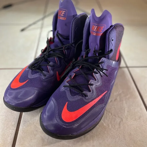 Nike Mens Prime Hype DFII  Basketball Shoes Purple