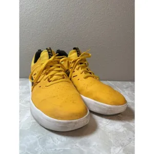 Nike Nyjah Free SB Mens 10.5 Black and Yellow Skateboarding Shoes Skate