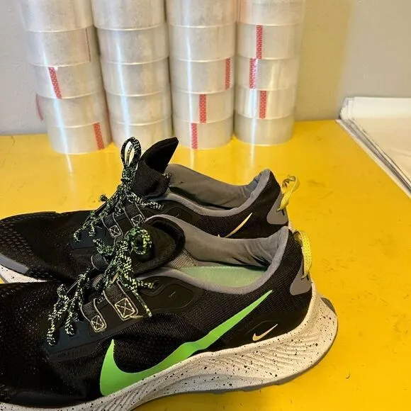 Nike Pegasus Trail 3 Running Hiking Shoes Black Green