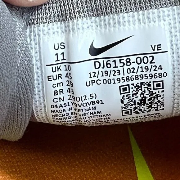 Nike Pegasus Trail 4 running shoes Mens 11 Light iron ore Cobblestone Grey Volt