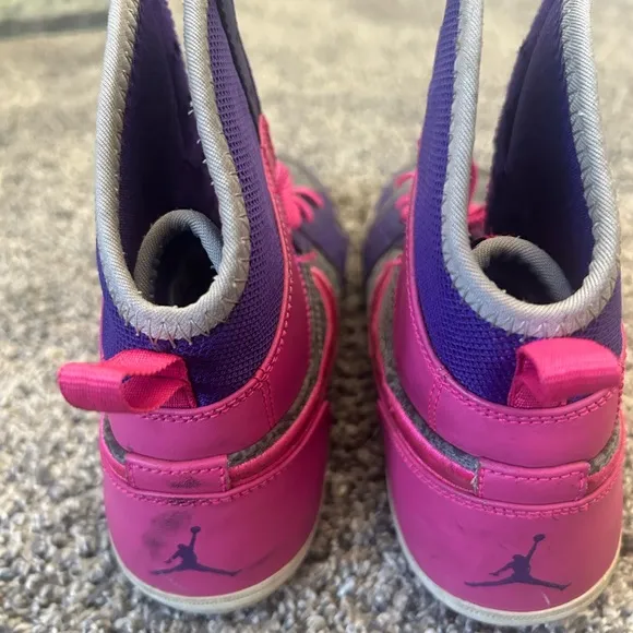 Nike Retro Air Jordan girls high top slip on pink purple 5Y shoes