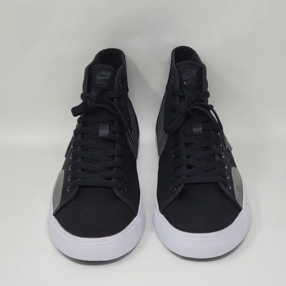 Nike SB Blazer Court Mid Premium Skate Shoes Black FB1378-001 Mens Size 10.5 New