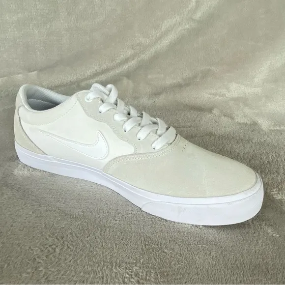 Nike SB Chron Men's Sneakers Shoes Size 10 White Gray Solarsoft Skate NEW