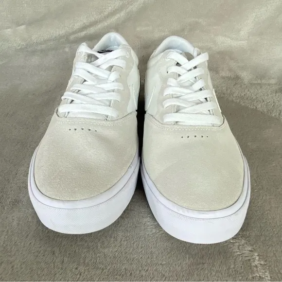 Nike SB Chron Men's Sneakers Shoes Size 10 White Gray Solarsoft Skate NEW
