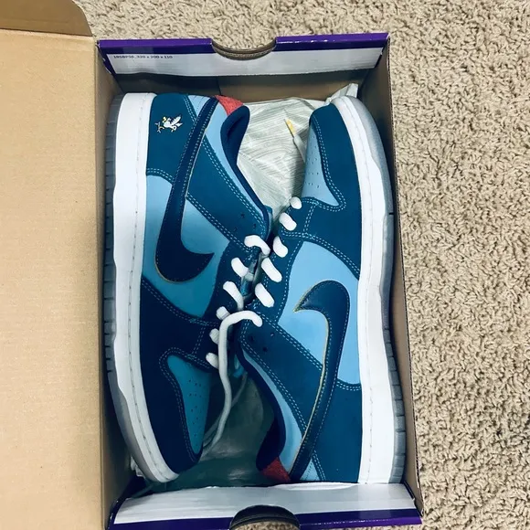 Nike SB Dunks : Why So Sad?