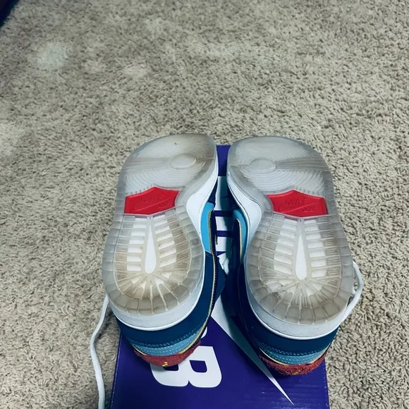Nike SB Dunks : Why So Sad?