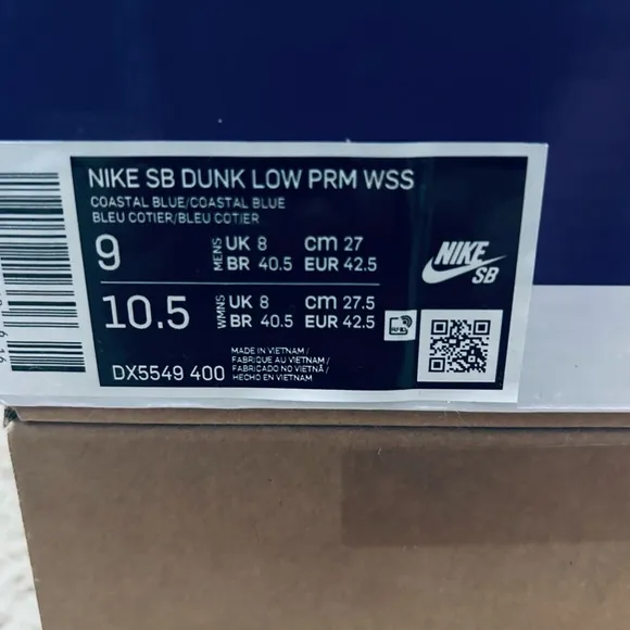 Nike SB Dunks : Why So Sad?