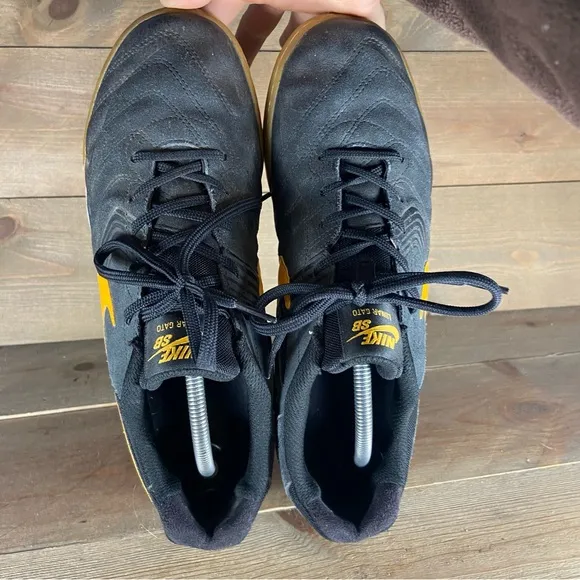 nike sb lunar gato mens size 11 shoes black yellow athletic skate sneakers