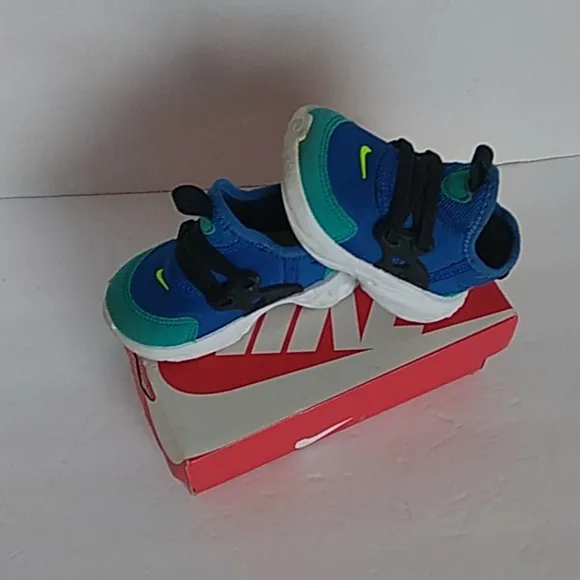 NIKE TODDLER TANJUN SNEAKERS 👟