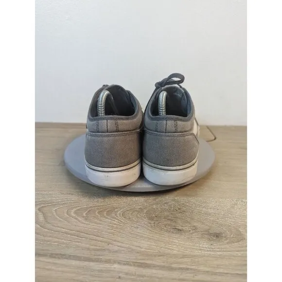 Nike Toki Low Skate Shoes Men’s Size 11 Gray Sneaker Canvas 555272-091 Nice