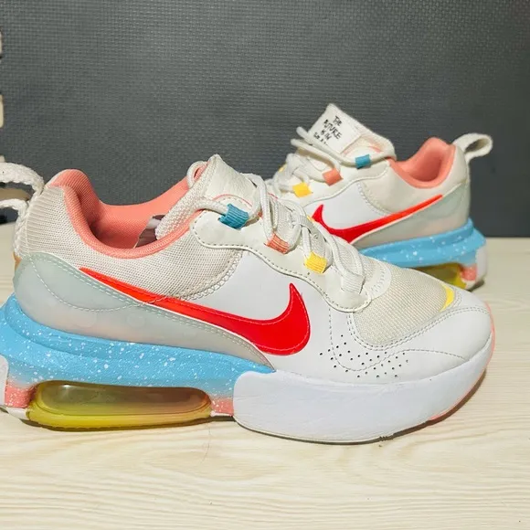 Nike Wmns Air Women's Max Verona 'The Future Is In The Air