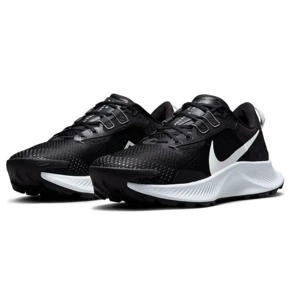 Nike Women's Pegasus Trail 3 'Black Platinum' DA8698-001 size 8