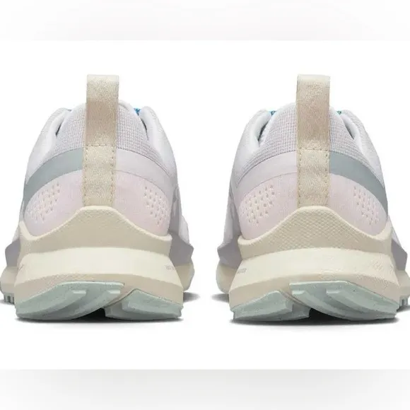 Nike Women's Trail Running Shoes pale pink women’s 8.5 Pegasus 4 trail shoes