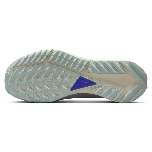 Nike Women's Trail Running Shoes pale pink women’s 8.5 Pegasus 4 trail shoes