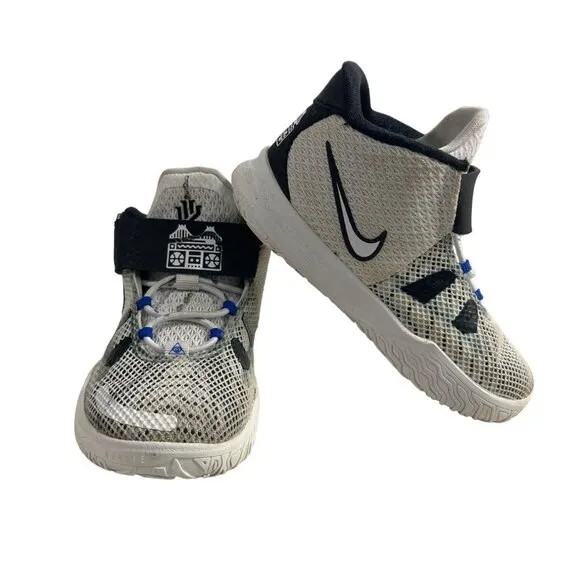 Nike Youth Boy's White Kyrie Hip Hop High Top Shoes Sz 9C