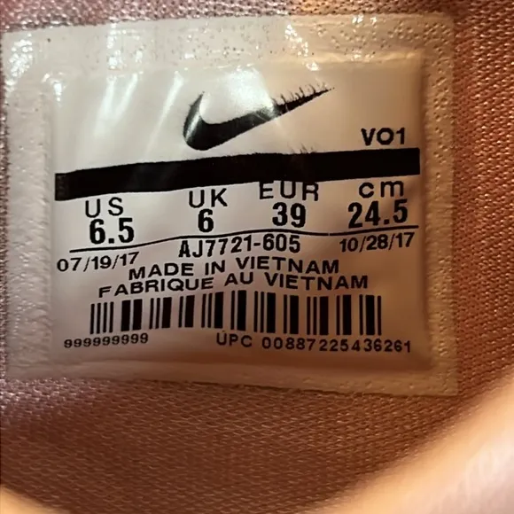 Nike Zoom Live 2 Kay Yow Pink Breast Cancer Awareness AJ7721-605 Mens 6.5 Shoes