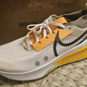 Nike ZoomX Running Shoes - Yellow and Gray