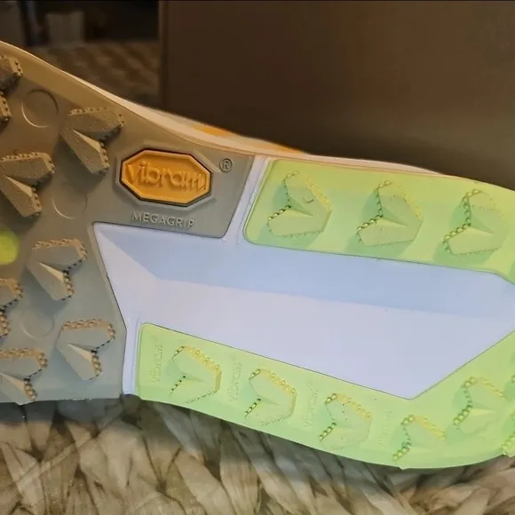 Nike ZoomX Running Shoes - Yellow and Gray