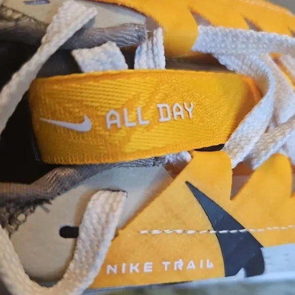 Nike ZoomX Running Shoes - Yellow and Gray