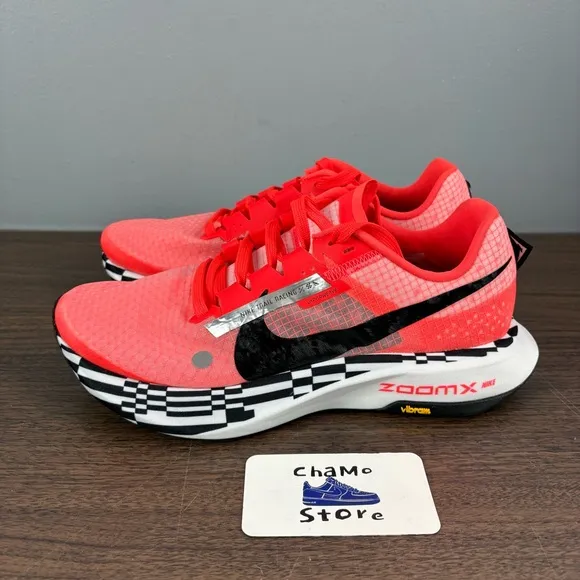 Nike ZoomX Ultrafly Trail athletic shoes bright crimson DZ0489-600 Woman Sz 8.5