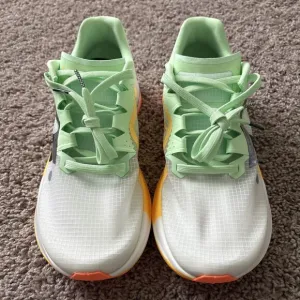 Nike ZoomX Ultrafly Trail Men's Size 11 White Green Orange Shoes DX1978-102 New