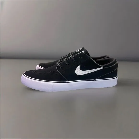 Nike SB Zoom Janoski OG  Mens Size 11 Black White Athletic Skate Shoes