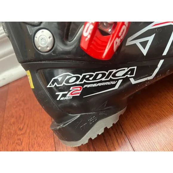 Nordica FireArrow Team 2 Black Red Ski Boots Youth kids 255 mm Size 20.5