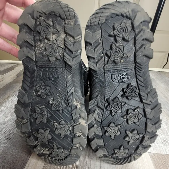 North Face Girl's Youth Boots Size 2