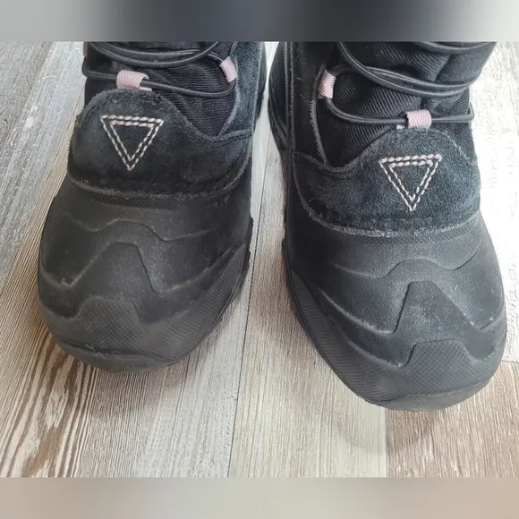 North Face Girl's Youth Boots Size 2