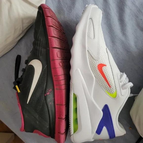 NWB Nike Air Max Bolt Sneaker 5Y