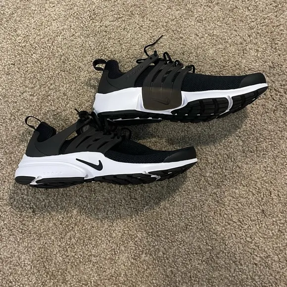 NWB // Nike Air Presto