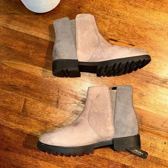NWOB Sorel Emilie ll Zip Bootie