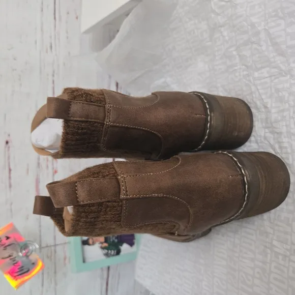 NWOB Stive Maddeb Apollo Boots Size 8