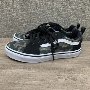 NWOB VANS Off The Wall Camo Skate Shoes Sneakers Youth Size 5