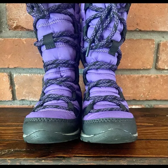 NWOT Sorel purple &amp; black waterproof boots