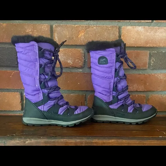 NWOT Sorel purple &amp; black waterproof boots
