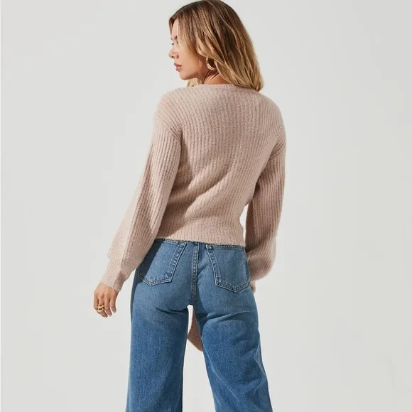 NWT ASTR Fuzzy Tie Front Wool Sweater Blush