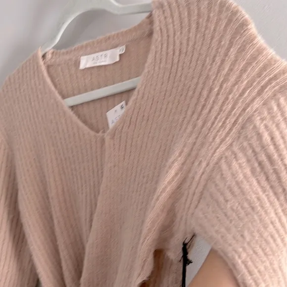 NWT ASTR Fuzzy Tie Front Wool Sweater Blush
