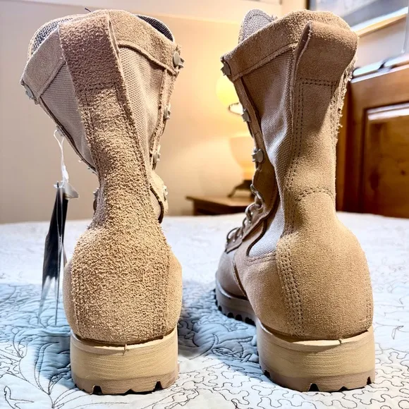 NWT BELLEVILLE Desert TanGoreTex Combat Military Boots Mens 8 ❤️