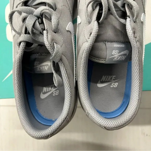 NWT Men’s 10 Women’s 11.5 Nike SB Charge Grey/White Skate Shoes