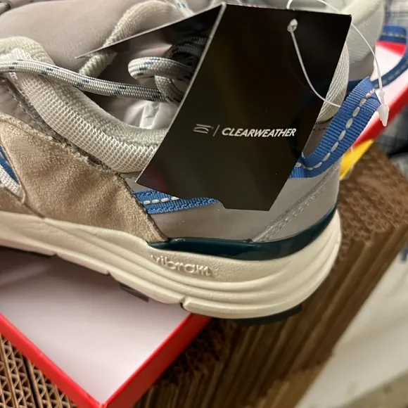 NWT Mens Clearweather Altitude Moonmist Shoes