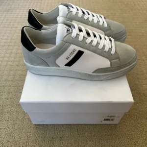 NWT Re/Done 90s Skate Shoes