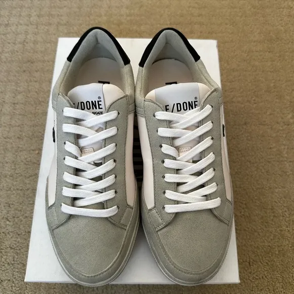 NWT Re/Done 90s Skate Shoes