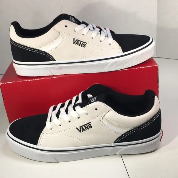 NWT Vans Seldon Rally Suede Skate Shoes Men’s 9.5