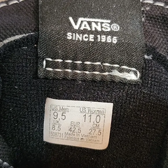 NWT VANS SK8-HI Bandana Black Suede Canvas Skate Shoes Men's Size 9.5 Women's 11