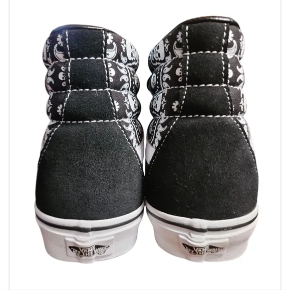 NWT VANS SK8-HI Bandana Black Suede Canvas Skate Shoes Men's Size 9.5 Women's 11