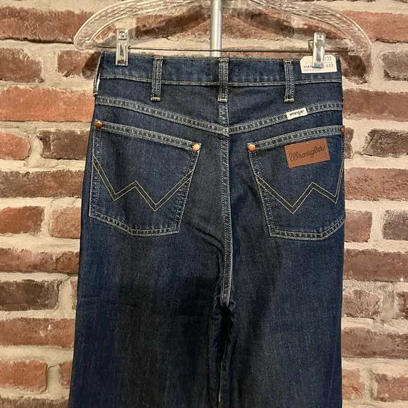 NWT Wrangler Wanderer High Rise Flare Jeans Size 27W